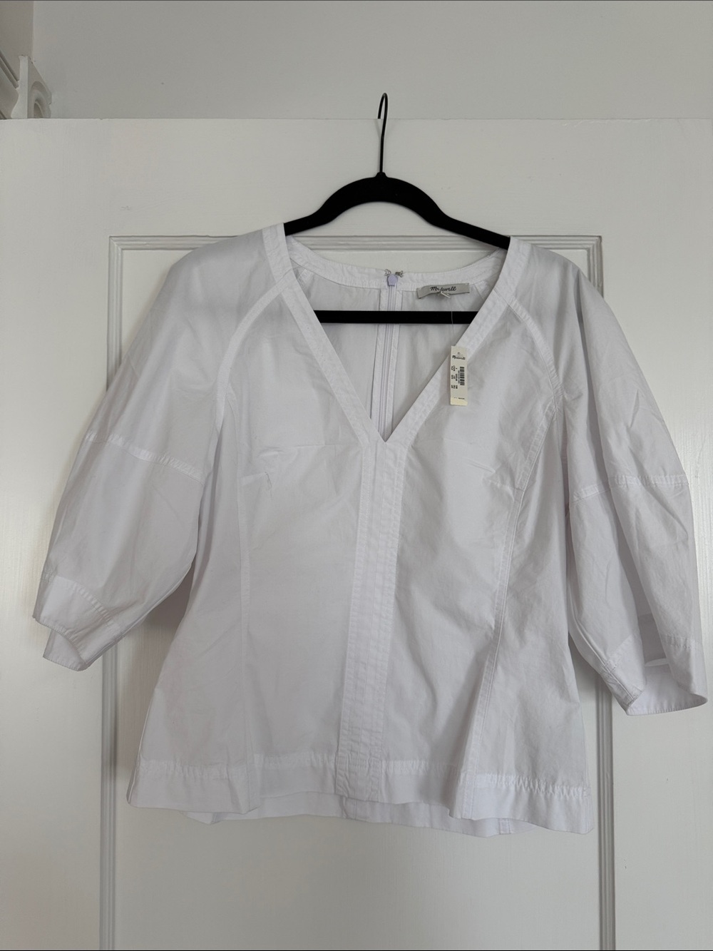Madewell White Sculptural V-Neck Top in Poplin